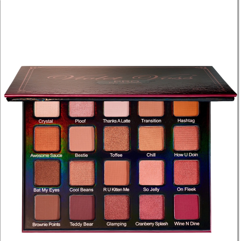 New/never used Violet Voss Pro Eyeshadow Palette